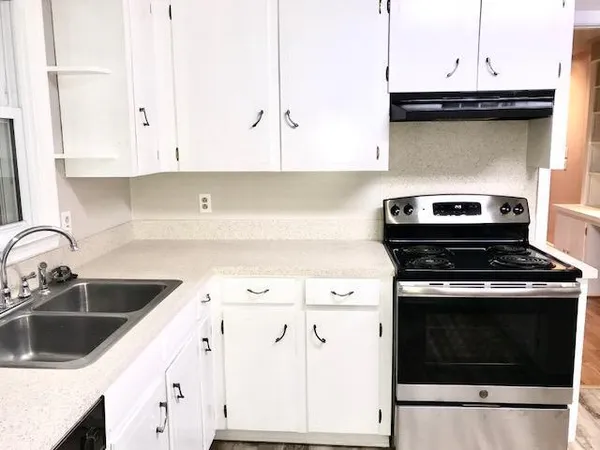 $2,800 | 1538 Dunnes Lane, Charleston, SC 29407