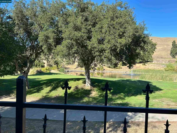 $760,000 | 1921 Eagle Peak Avenue, Clayton, CA 94517