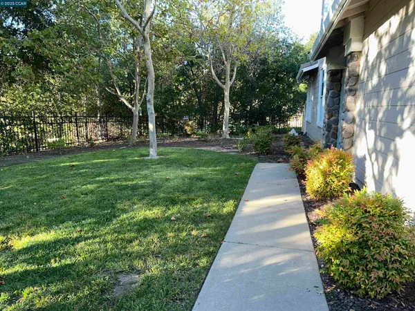 $760,000 | 1921 Eagle Peak Avenue, Clayton, CA 94517