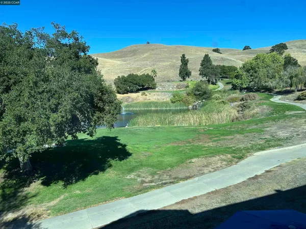 $760,000 | 1921 Eagle Peak Avenue, Clayton, CA 94517