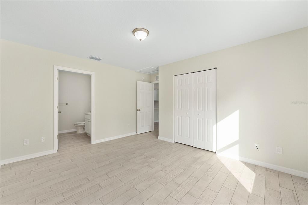 360 Locust Road Ocala, FL 34472 - Photo 24 of 48 a view of an empty room