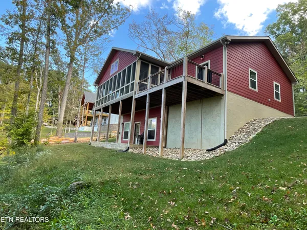 $440,000 | 140 Rindler Ridge, Byrdstown, TN 38549