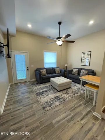 $454,000 | 140 Rindler Ridge, Byrdstown, TN 38549