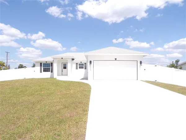 $1,900 | 3308 Port Charlotte Boulevard, Port Charlotte, FL 33952