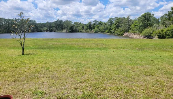 $2,400 | 42 Eagle Lake Drive, Flagler Beach, FL 32136