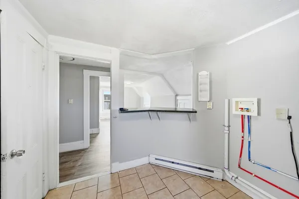 $2,000 | 24 Park Avenue, Unit 3, Malden, MA 02148