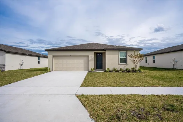 $2,100 | 1611 Bark Rdg Drive, Auburndale, FL 33823
