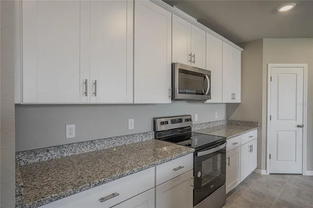 $2,100 | 1611 Bark Rdg Drive, Auburndale, FL 33823