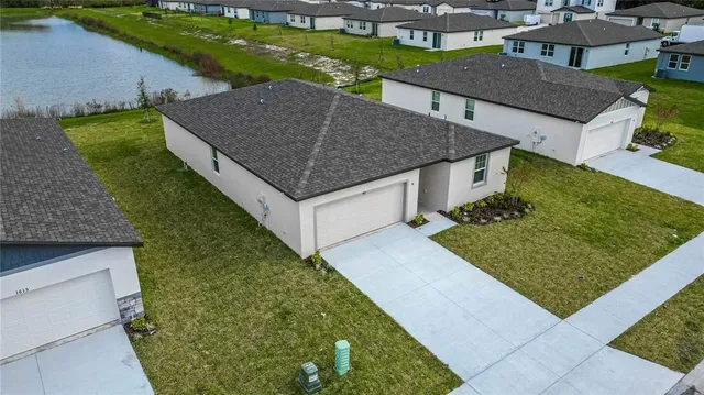 $2,100 | 1611 Bark Rdg Drive, Auburndale, FL 33823