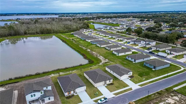 $2,100 | 1611 Bark Rdg Drive, Auburndale, FL 33823