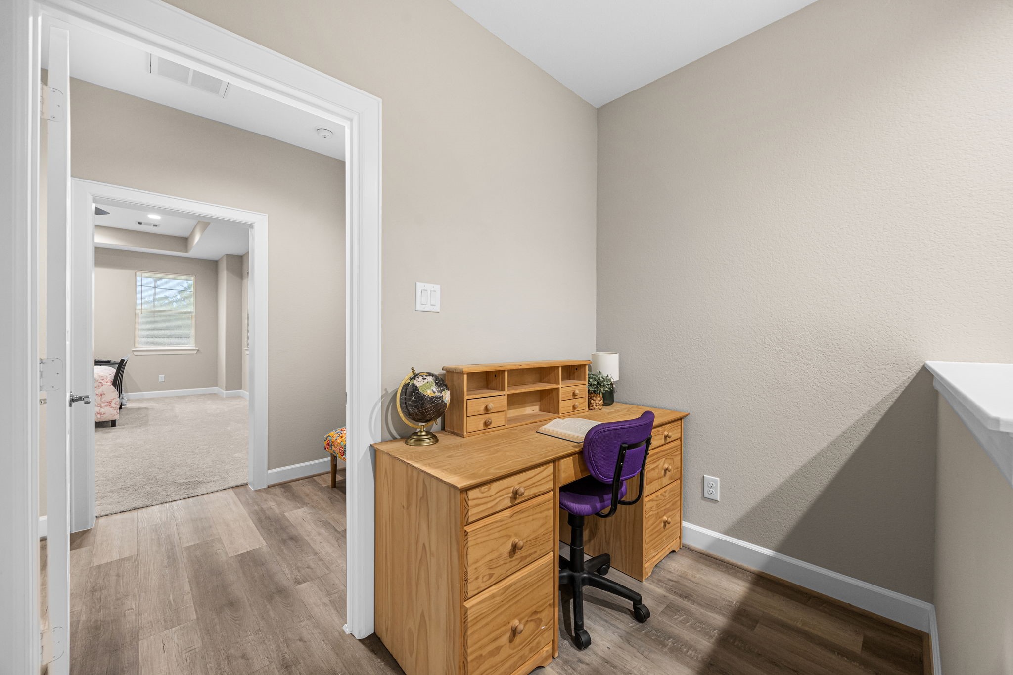 1732 Wichita Street Houston, TX 77004 - Photo 24 of 35 Bonus workspace nook ideal for studying, working from home, or a homework station.