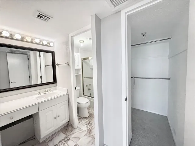 $179,500 | 2016 Main, Unit 1904, Houston, TX 77002