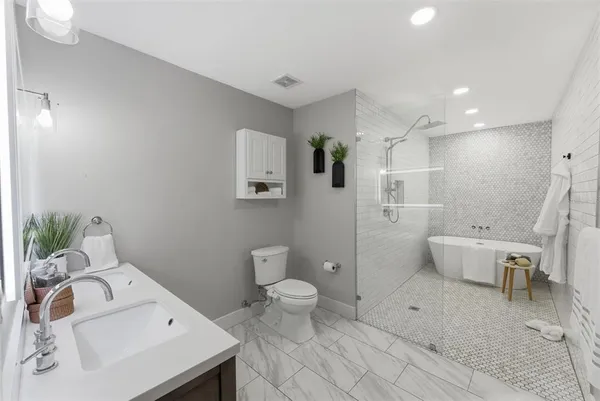 $4,200 | 1566 Woodfield Court, Lutz, FL 33558