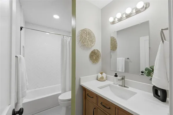 $4,200 | 1566 Woodfield Court, Lutz, FL 33558