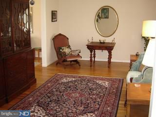 31 Latchstring Lane Hatboro, PA 19040 - Photo 2 of 6 Gallery Image 2