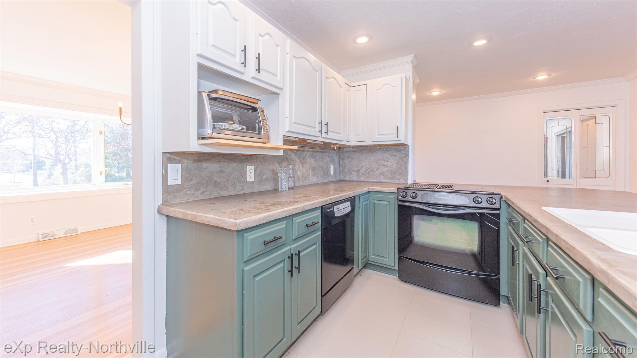 9457 Bergin Road Howell, MI 48843 - Photo 35 of 60 Gallery Image 35