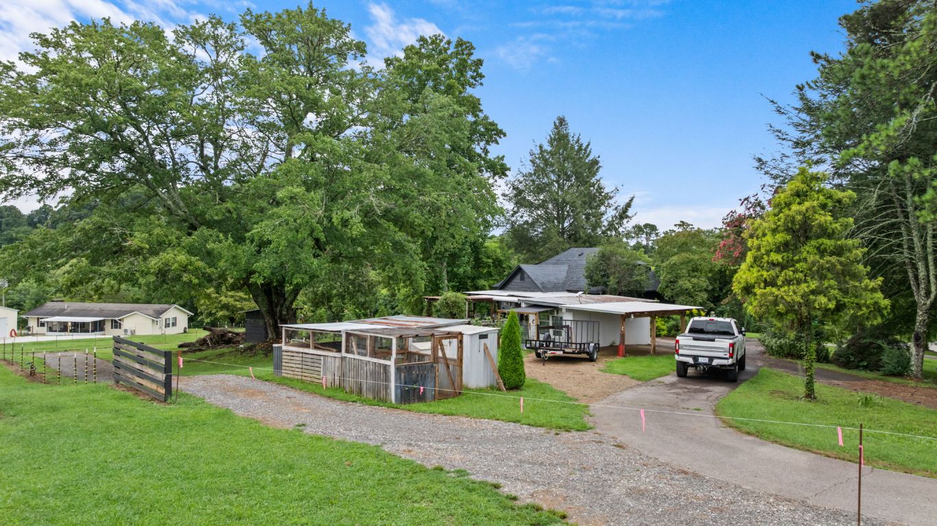2145 Old Murphy Road Franklin, NC 28734 - Photo 13 of 70 Gallery Image 13
