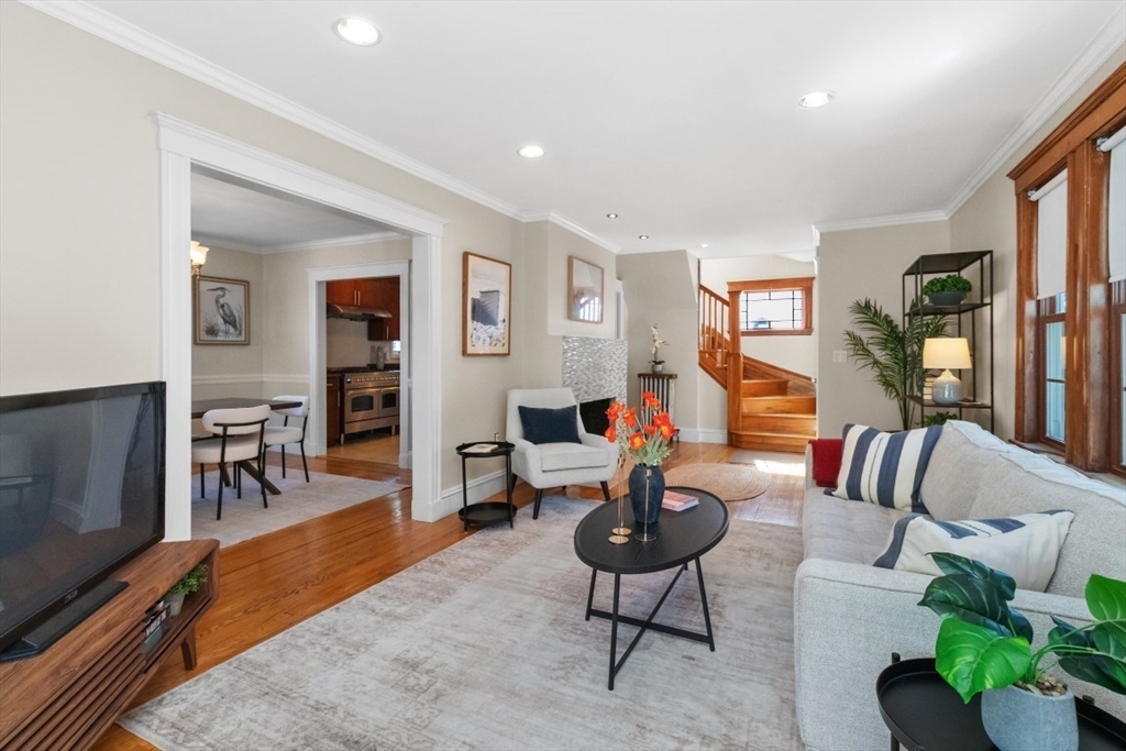 11 Bogandale Road Boston, MA 02132 - Photo 11 of 24