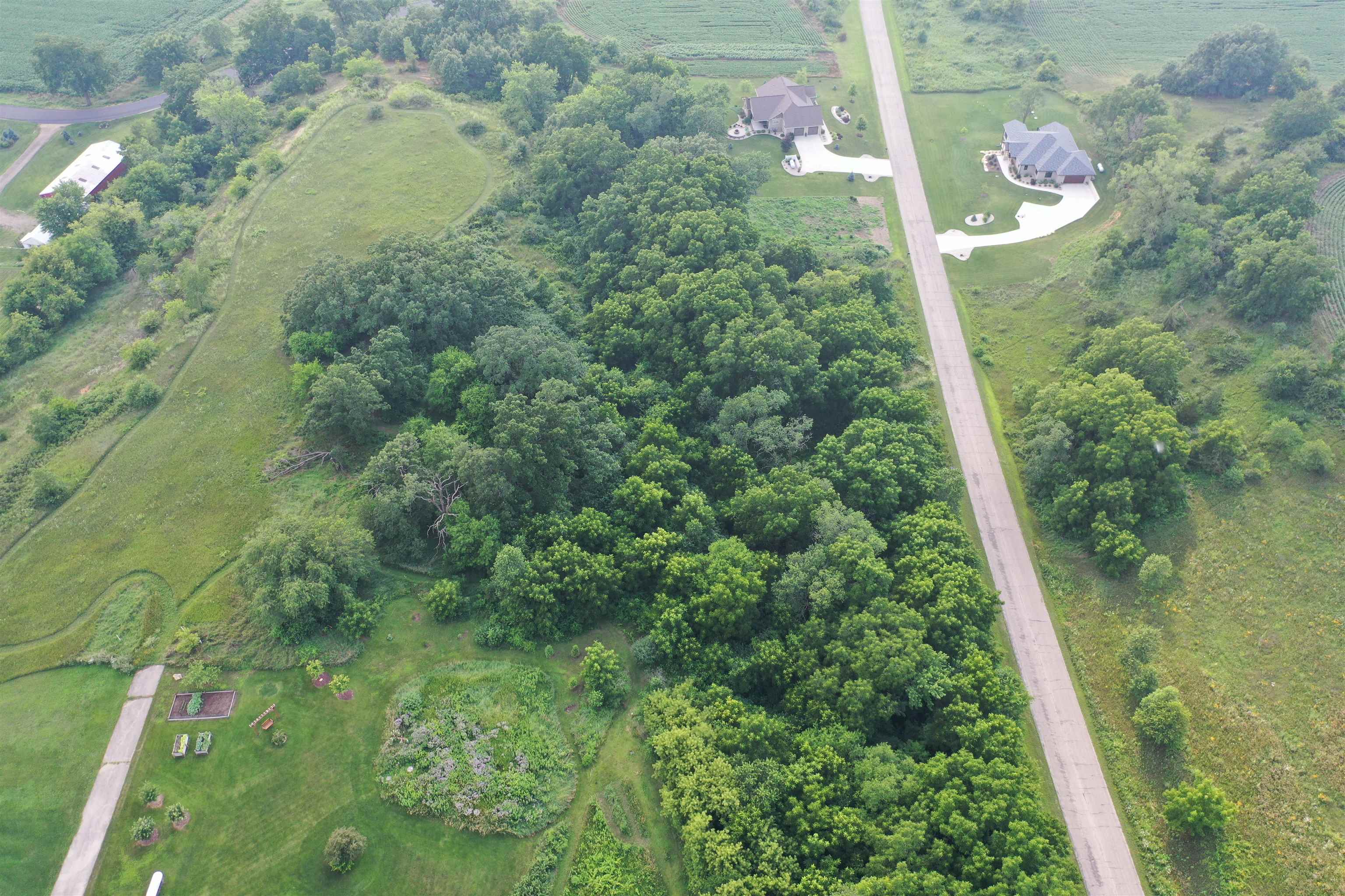 9 Cardinal Crest Lane New Glarus, WI 53574 - Photo 18 of 64