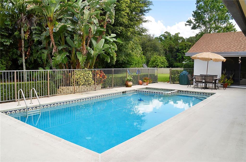 6476 Wood Lake Road Jupiter, FL 33458 - Photo 16 of 32 Pool
