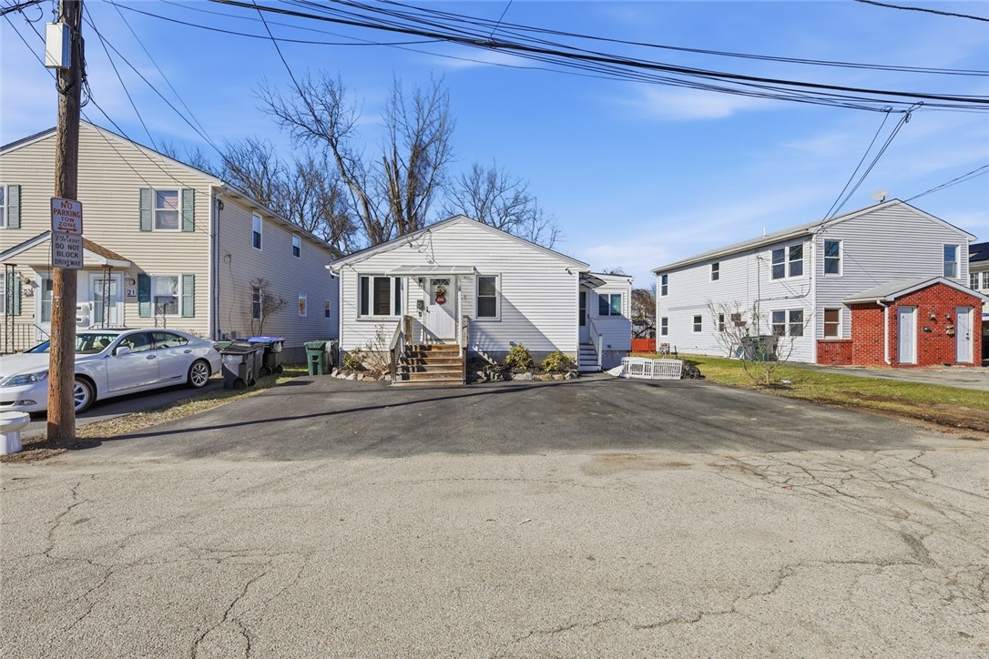 15 Gage Street Providence, RI 02909 - Photo 2 of 19