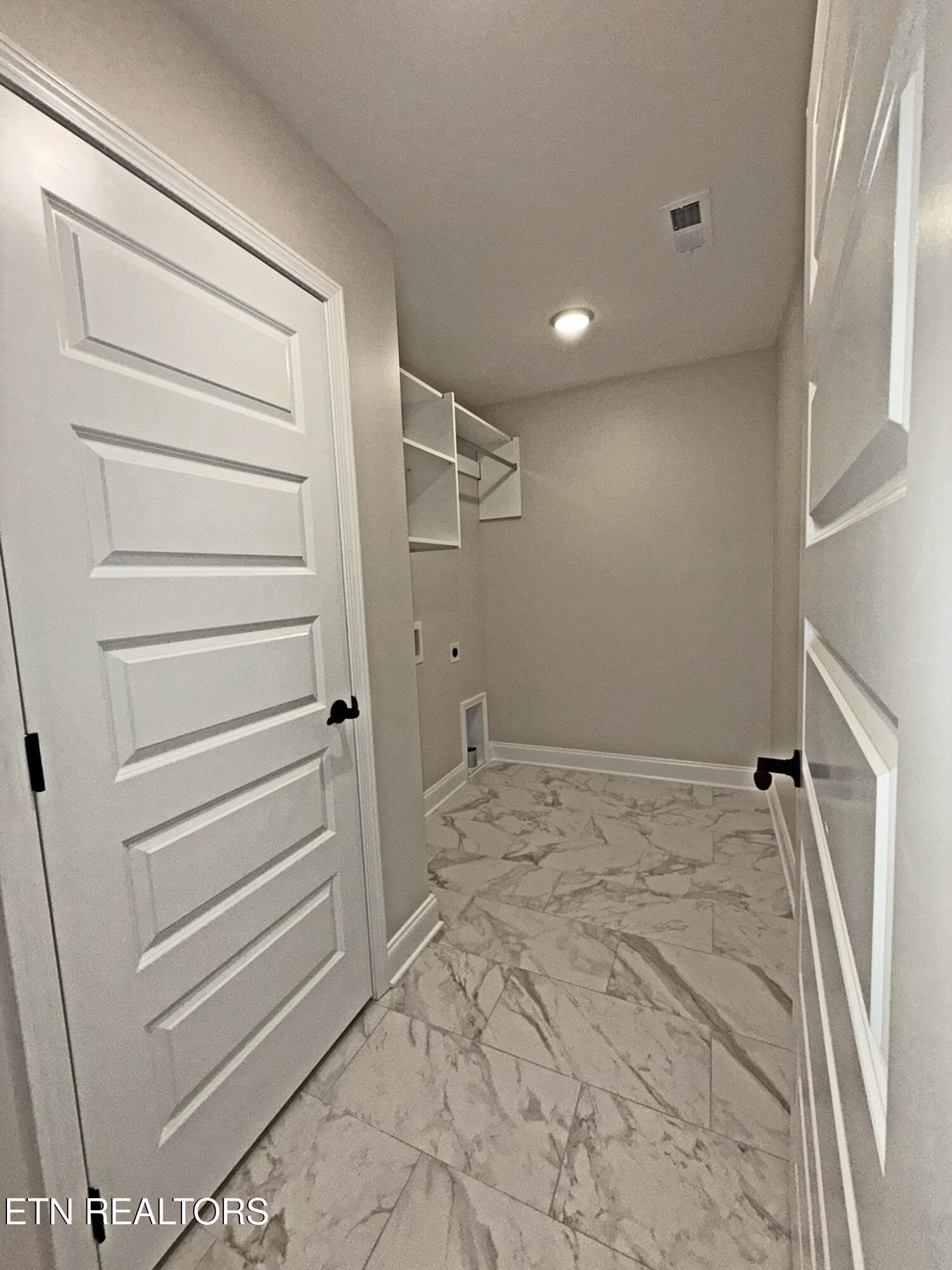 124 Chelsea Lane La Follette, TN 37766 - Photo 31 of 49 IMG_0985Chelseapicsed