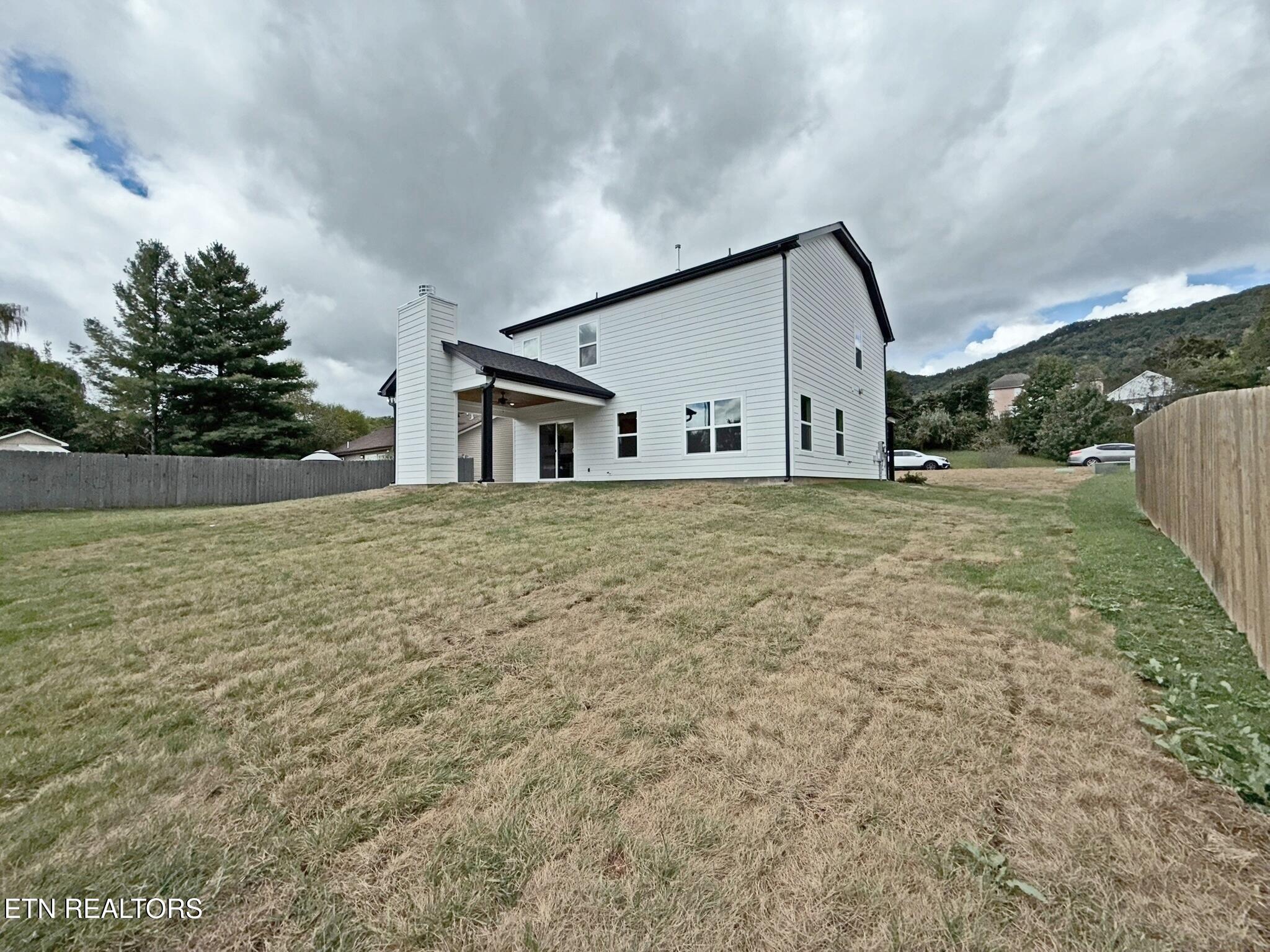 124 Chelsea Lane La Follette, TN 37766 - Photo 49 of 49 IMG_1016Chelseapicsed