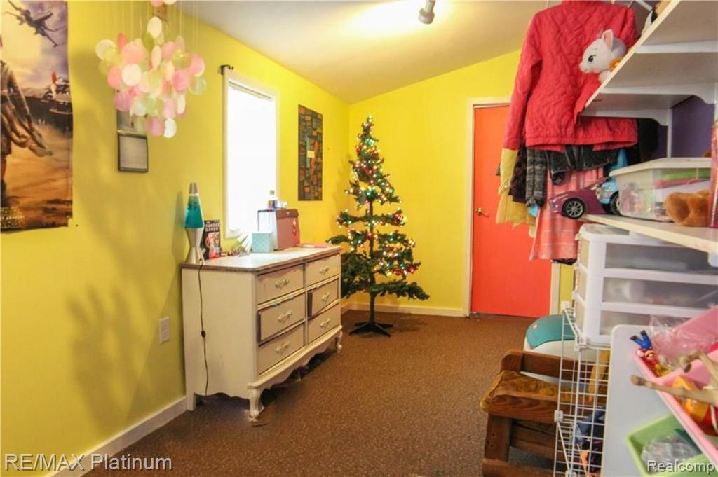 923 East Jolly Road Lansing, MI 48910 - Photo 19 of 21
