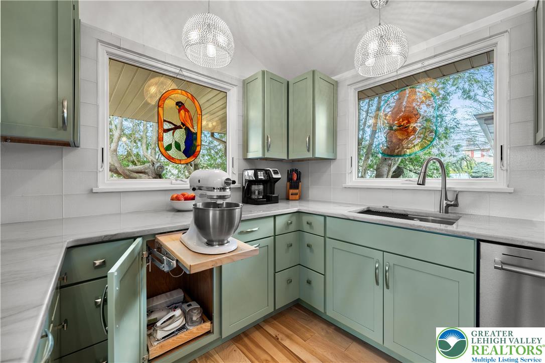 436 East Macada Road Bethlehem, PA 18017 - Photo 18 of 62 Gallery Image 18