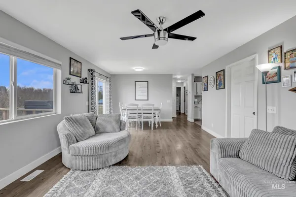 $289,900 | 1465 Vista Drive, Gooding, ID 83330