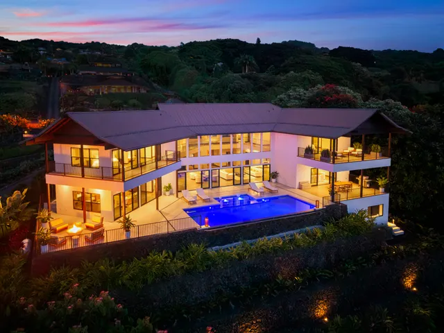 $4,797,000 | 76-981 Aeo Street, Kailua-Kona, HI 96740
