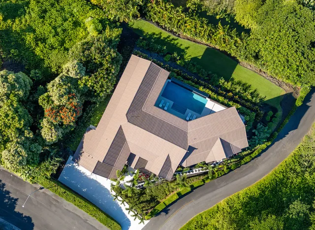 $4,701,060 | 76-981 Aeo Street, Kailua-Kona, HI 96740