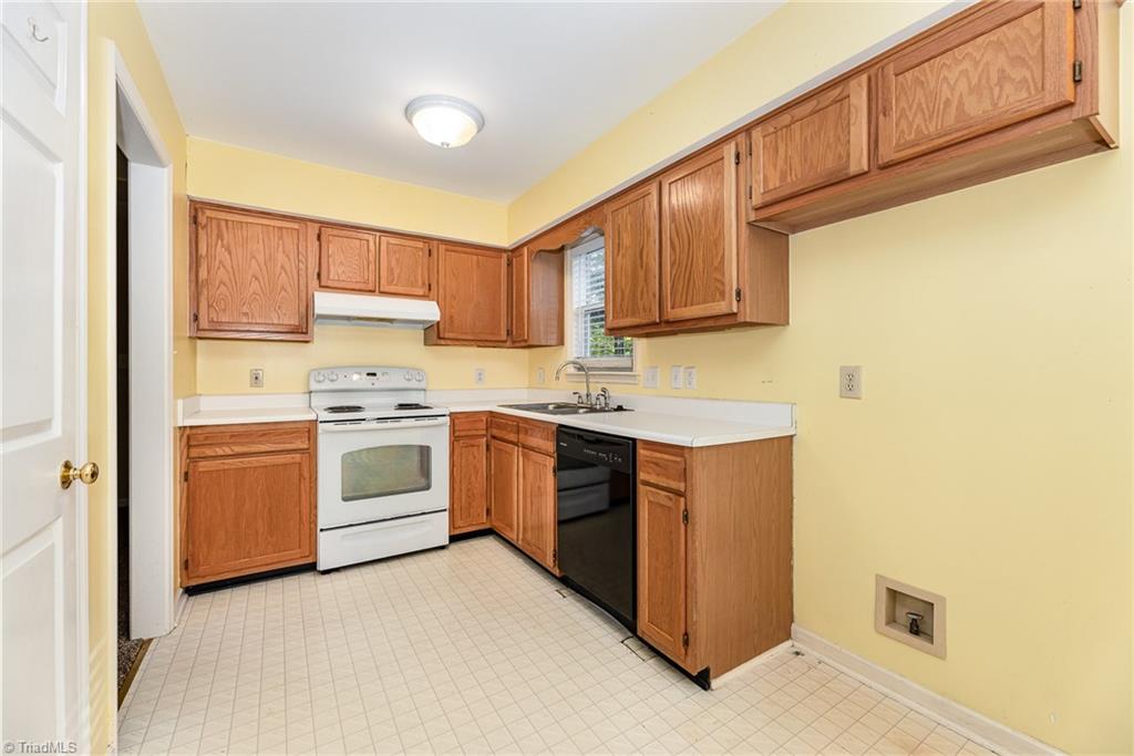 110 Pineview Road Gibsonville, NC 27249 - Photo 7 of 24 Gallery Image 7