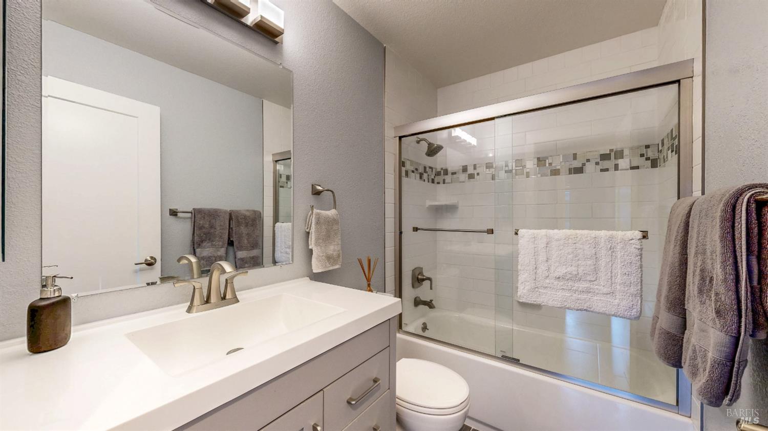 1408 Middlebrook Way Rohnert Park, CA 94928 - Photo 35 of 57 Gallery Image 35