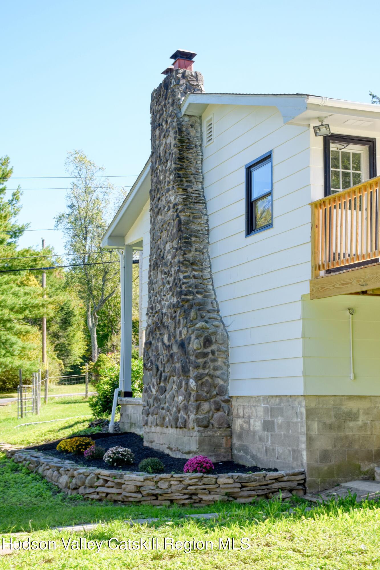 817 Samsonville Road Kerhonkson, NY 12446 - Photo 5 of 27 DSC_0097_HDR