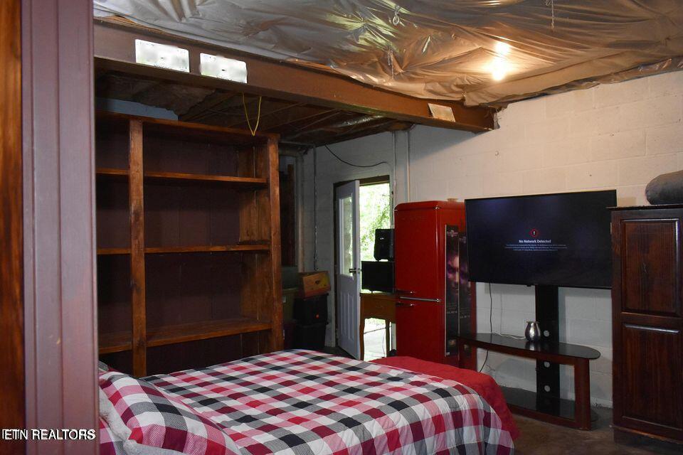 515 Englewood Road Middlesboro, KY 40965 - Photo 18 of 20 2026basement