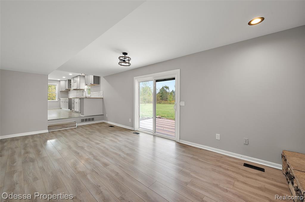 1442 Riley Center Road Memphis, MI 48041 - Photo 27 of 62