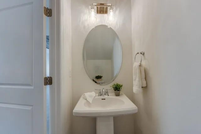 $564,500 | 2496 Mount Vernon Lane, Tallahassee, FL 32311