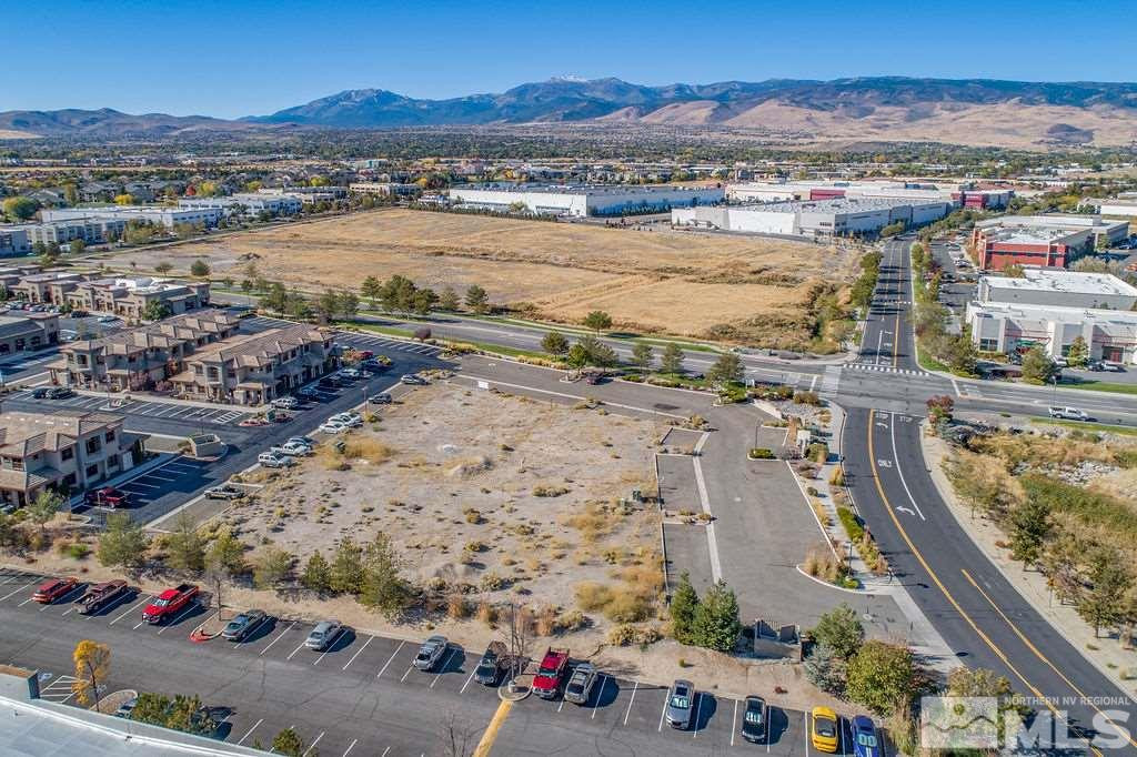 0 Double Diamond Parkway, Unit LOT 3 Reno, NV 89521 - Photo 9 of 18 a view of city and ocean