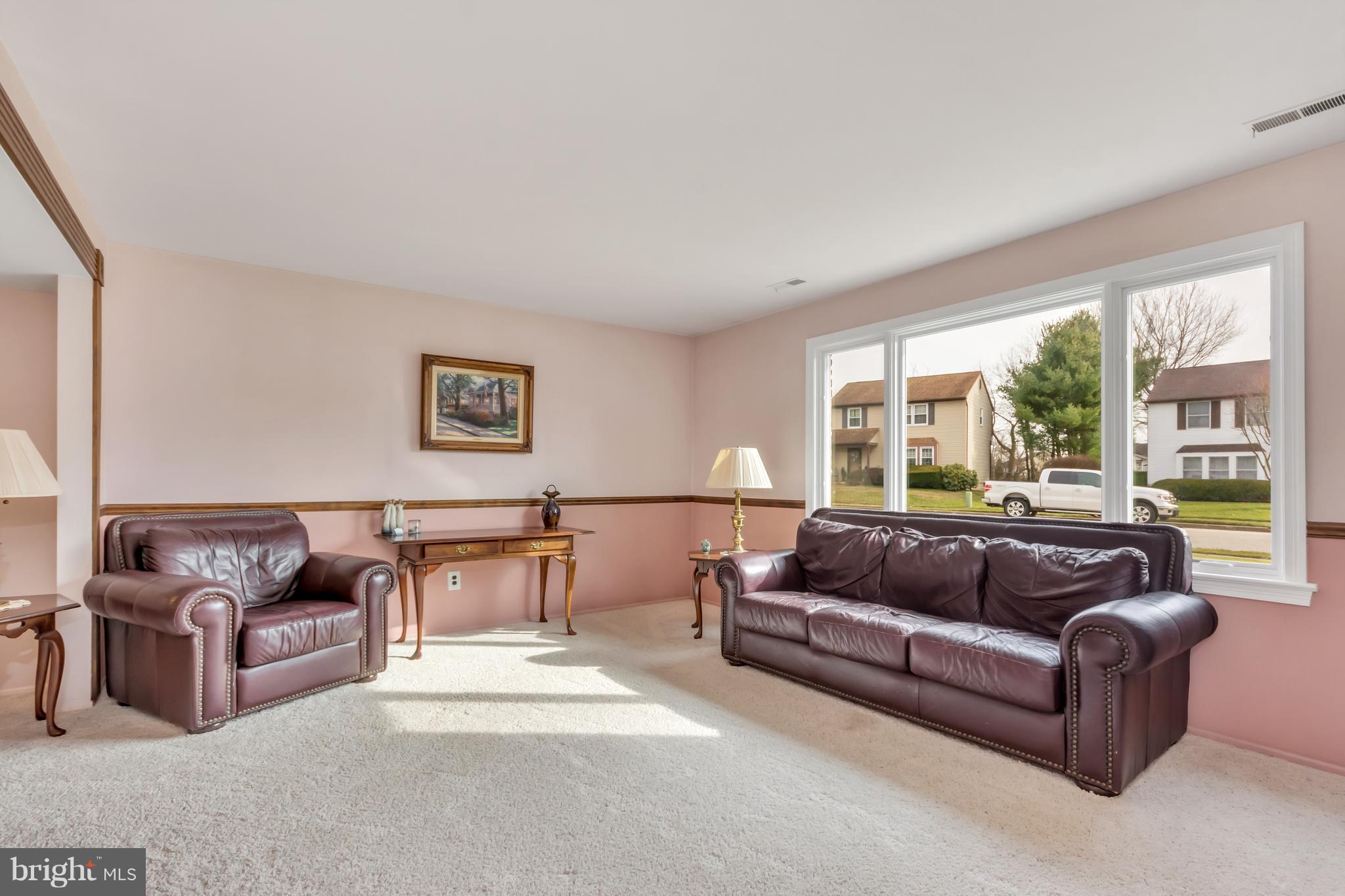 46 Manchester Road Sewell, NJ 08080 - Photo 3 of 24