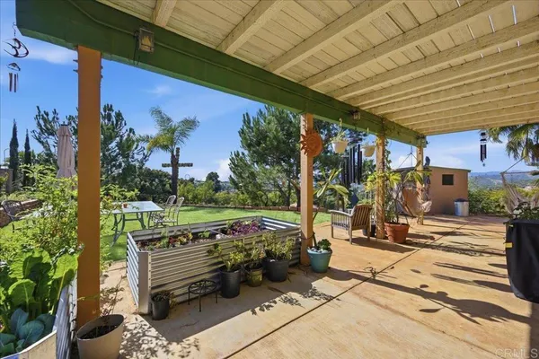 $900,000 | 842 Porter Way, Fallbrook, CA 92028