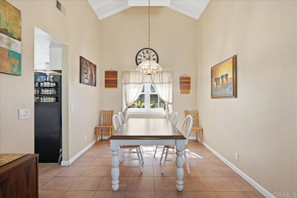 842 Porter Way Fallbrook, CA 92028 - Photo 7 of 22