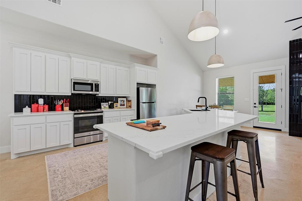 311 Rawhide Trail Denison, TX 75021 - Photo 8 of 39