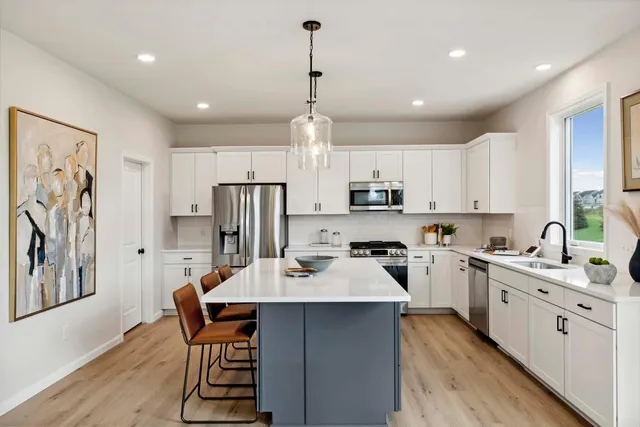 $828,220 | 4842 Baker Reserve Lane, Maple Plain, MN 55359