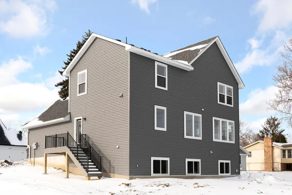 $828,220 | 4842 Baker Reserve Lane, Maple Plain, MN 55359