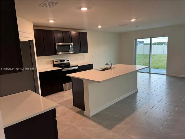 $2,700 | 4251 Southwest 53rd Ln Road, Ocala, FL 34474