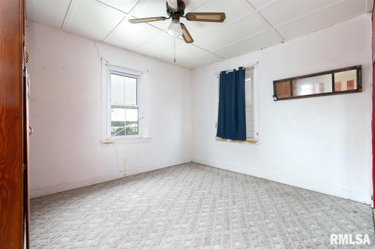 305 Lost Grove Road Princeton, IA 52768 - Photo 11 of 15 Gallery Image 11