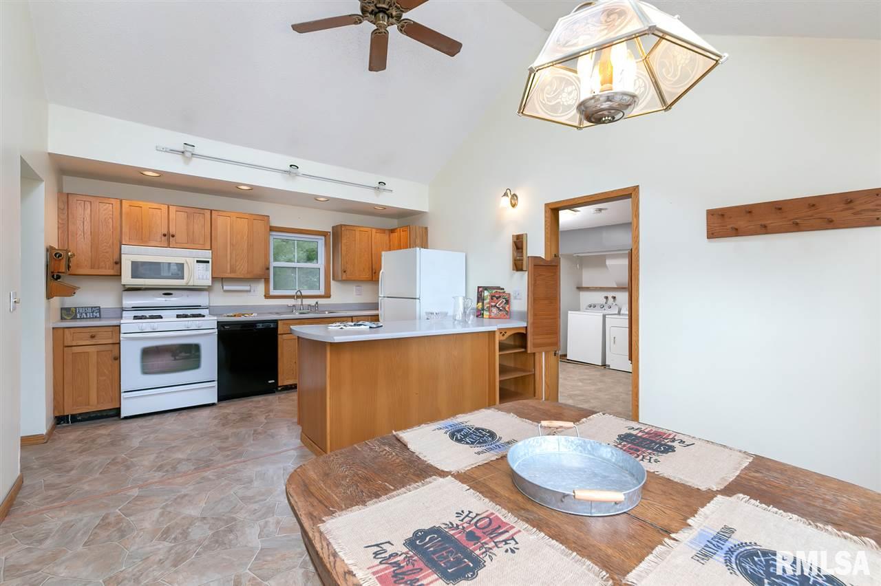 305 Lost Grove Road Princeton, IA 52768 - Photo 7 of 15 Gallery Image 7