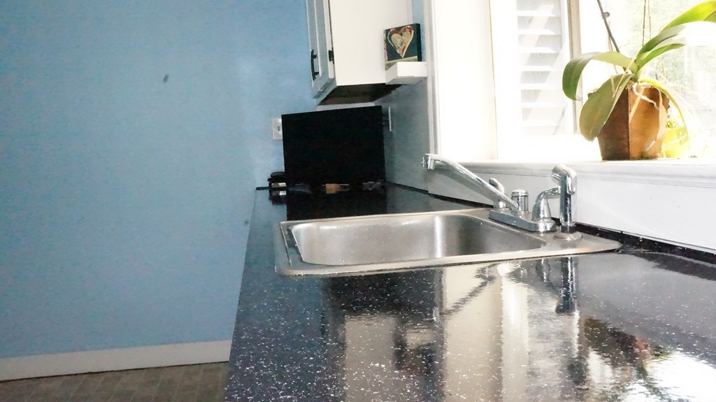 55 Fuller Road Weymouth, MA 02191 - Photo 4 of 11