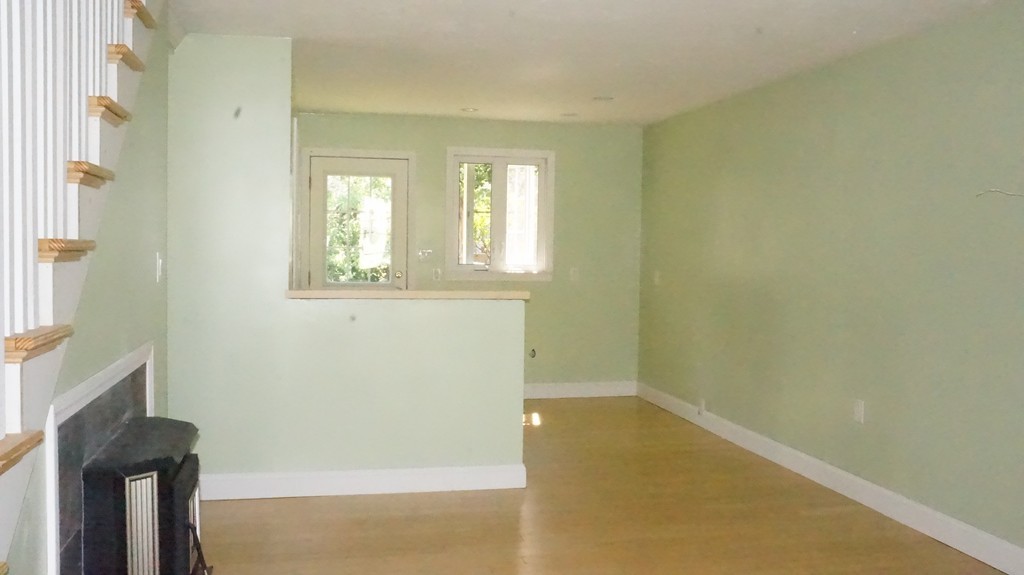 55 Fuller Road Weymouth, MA 02191 - Photo 5 of 11